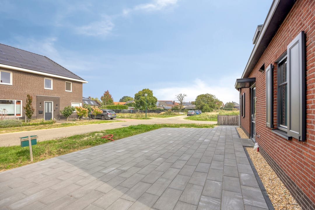 Photo 22 of Bosch-Akker 8