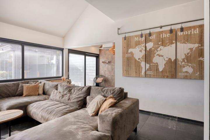 Photo 23 of Burgemeester de Bekkerlaan 18