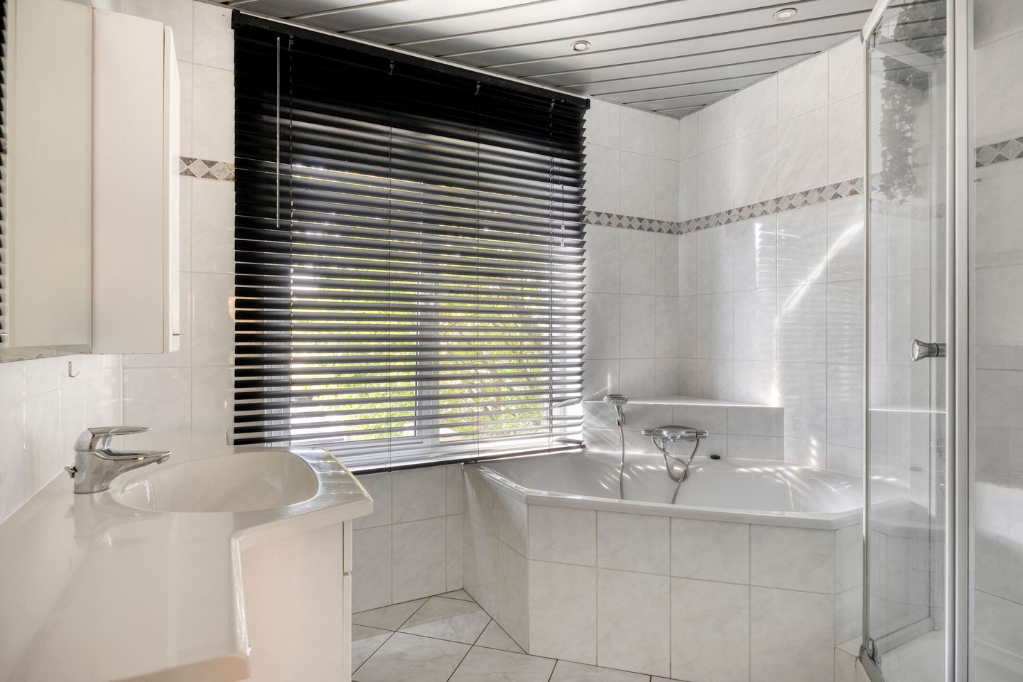 Foto 40 van Burgemeester de Bekkerlaan 18