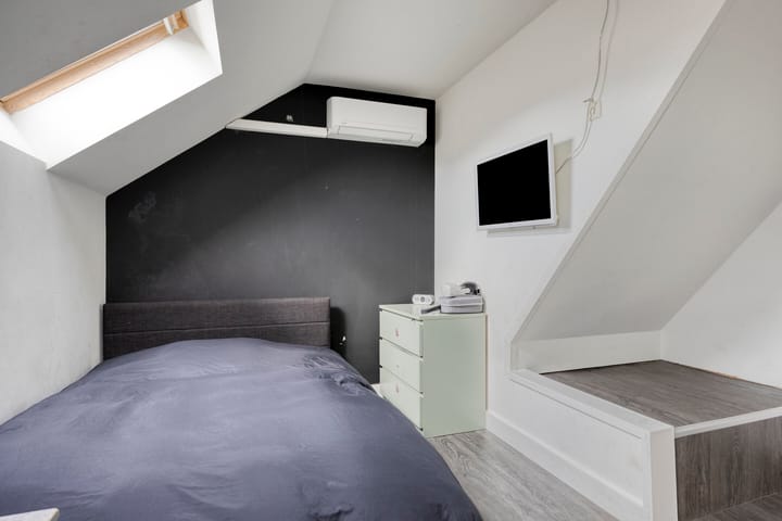 Photo 56 of Burgemeester de Bekkerlaan 18