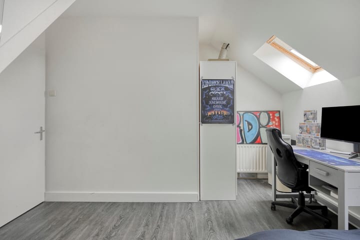 Photo 57 of Burgemeester de Bekkerlaan 18