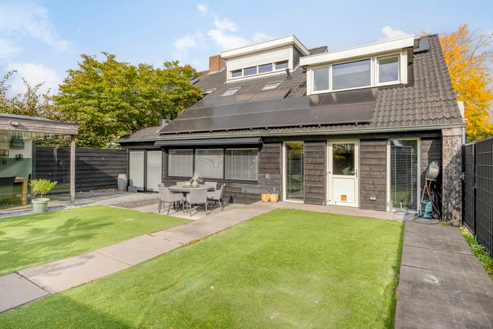 Photo 65 of Burgemeester de Bekkerlaan 18