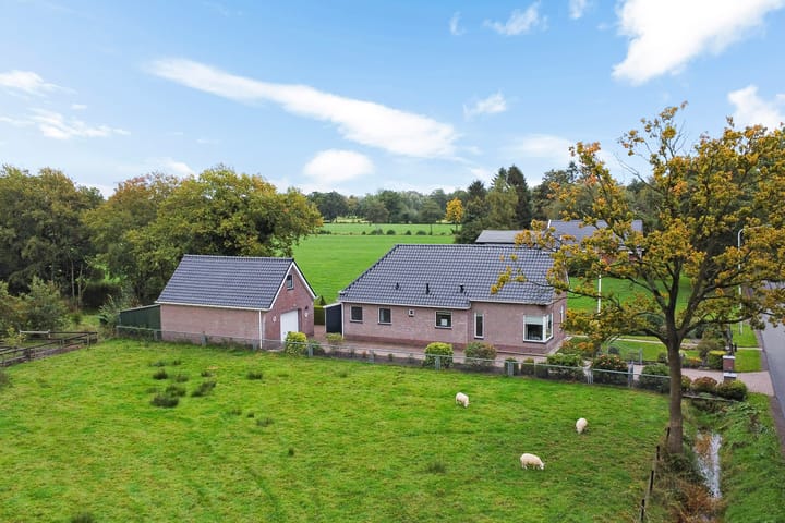 Foto 2 van Smidswei 68