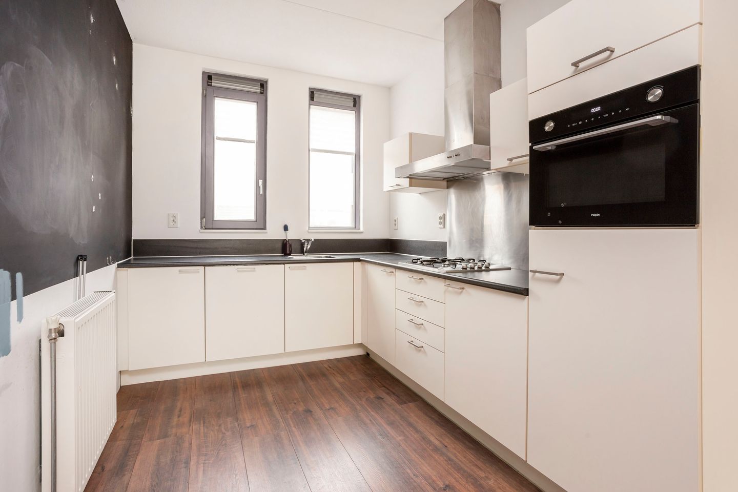 Photo 4 of Straat van Corsica 36