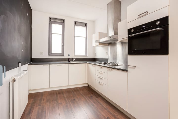 Photo 4 of Straat van Corsica 36