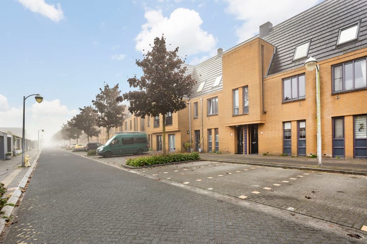 Photo 7 of Straat van Corsica 36