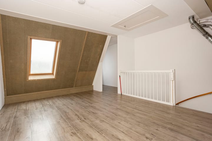 Photo 31 of Straat van Corsica 36