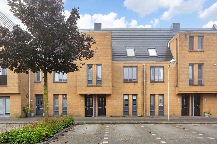 Photo 8 of Straat van Corsica 36