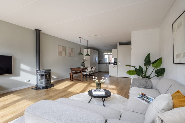 Photo 17 of Spoetnikstraat 10