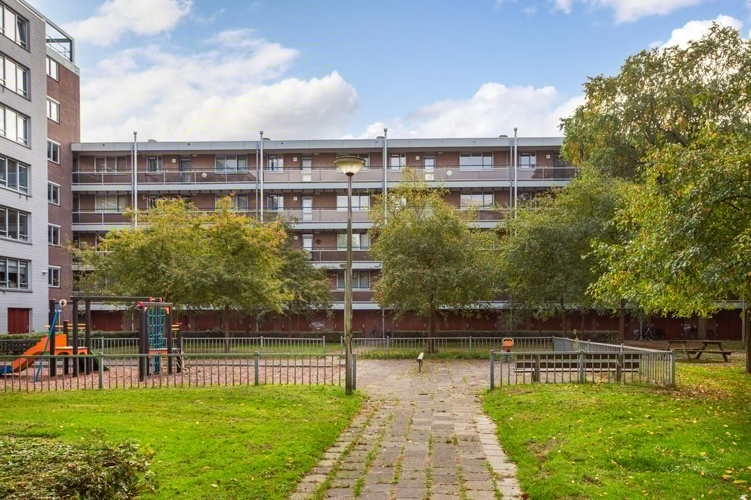 Foto 1 van Lijsterstraat 106