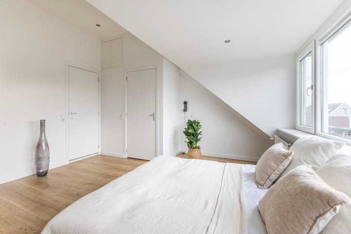 Photo 41 of Spoetnikstraat 10