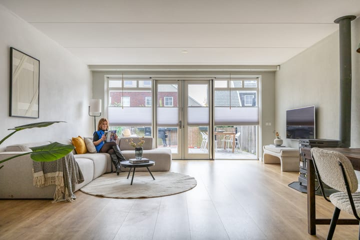 Photo 10 of Spoetnikstraat 10