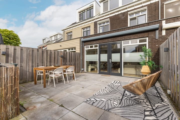 Photo 48 of Spoetnikstraat 10