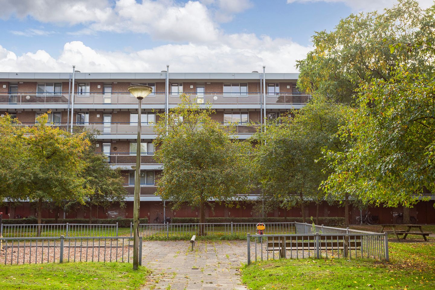 Foto 29 van Lijsterstraat 106