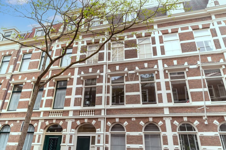 Photo 5 of Riouwstraat 188-B