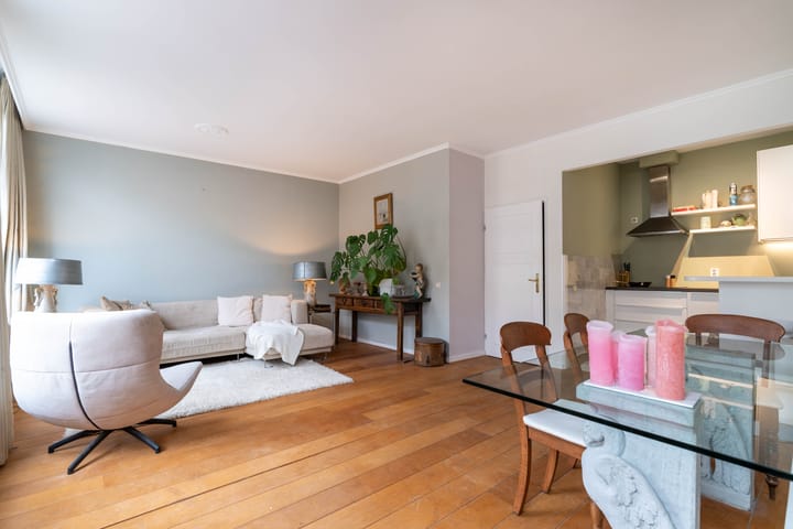 Photo 12 of Riouwstraat 188-B