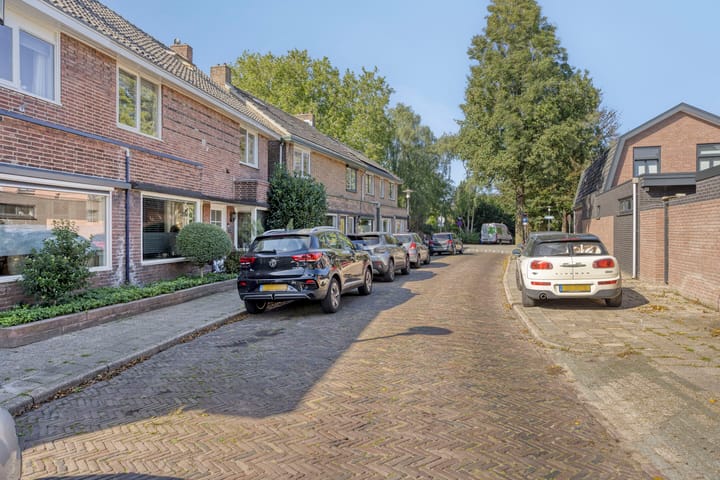 Foto 30 van Frederikstraat 67