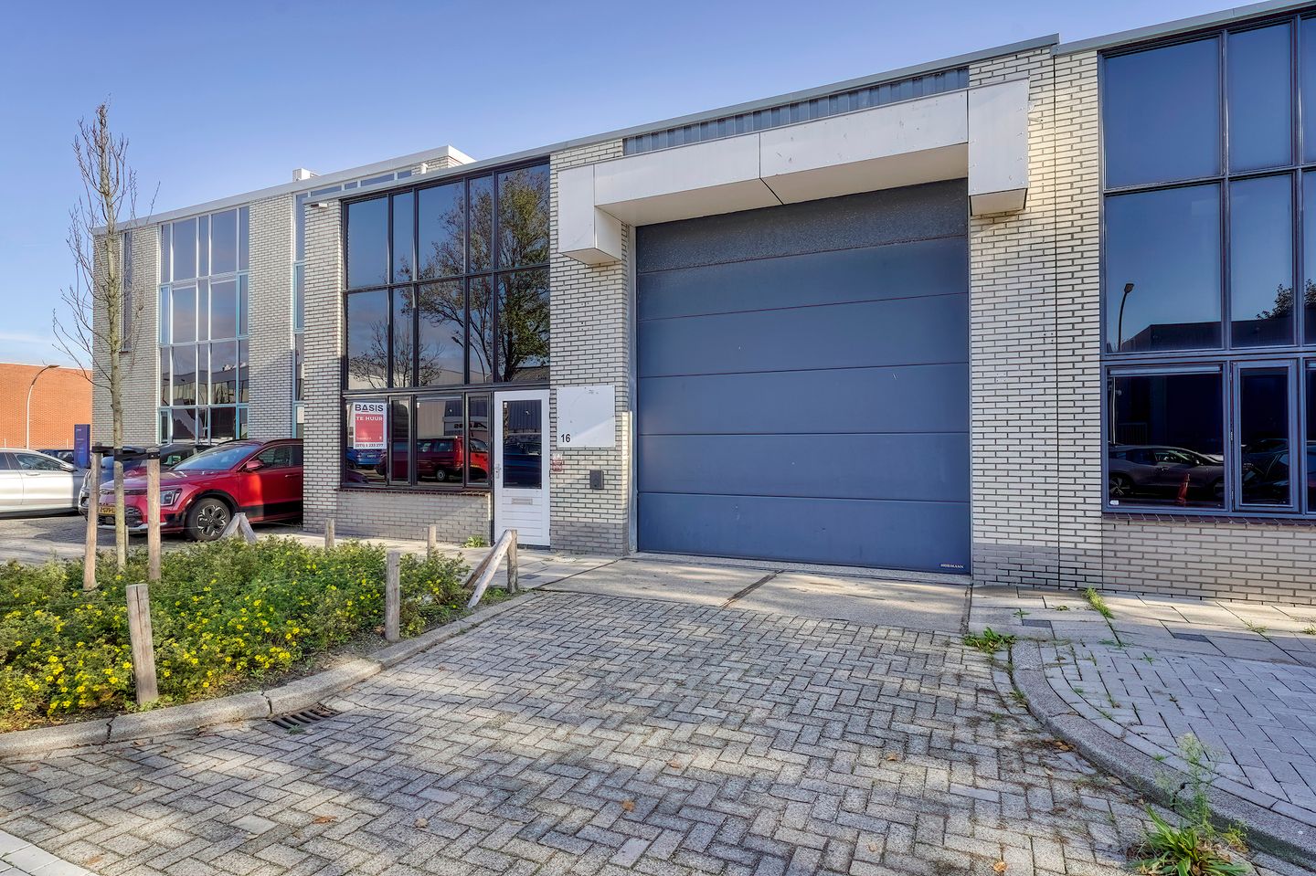 Bekijk foto 1 van Taanderstraat 16