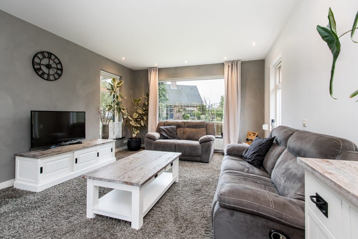 Foto 12 van Tuinstraat 11