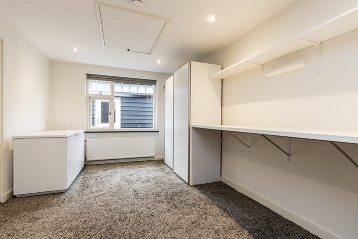 Foto 30 van Tuinstraat 11