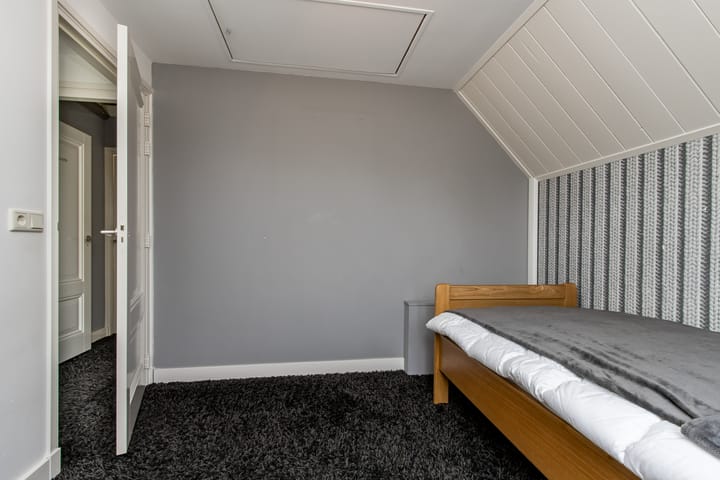 Foto 38 van Tuinstraat 11