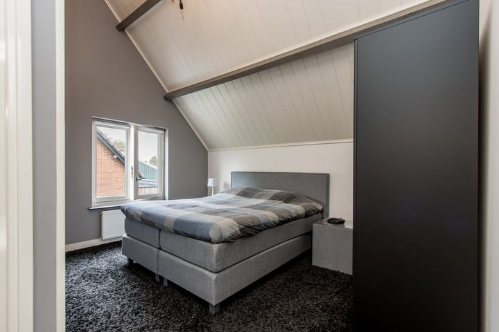 Foto 33 van Tuinstraat 11