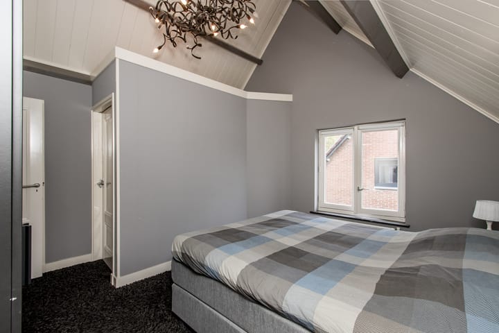 Foto 34 van Tuinstraat 11