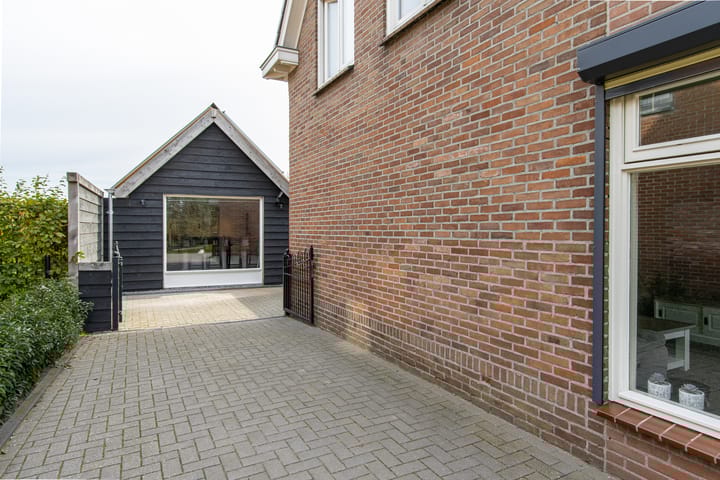 Foto 63 van Tuinstraat 11