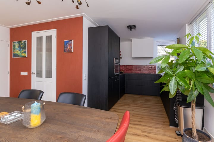 Foto 9 van Waarschap 69