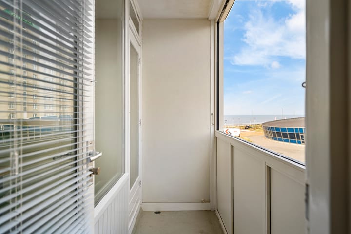 Foto 19 van de Ruyterstraat 4-F4