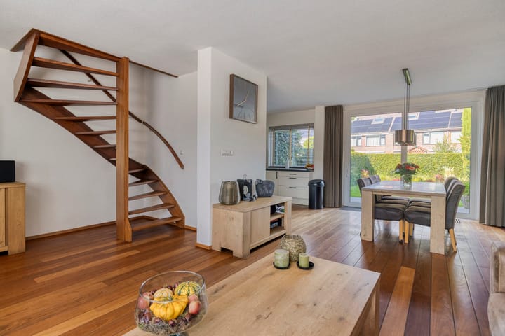 Foto 12 van Cornelis Doetsstraat 22