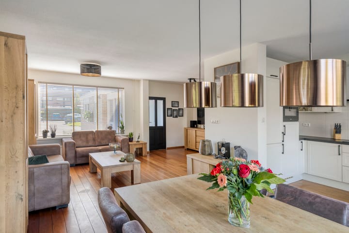 Foto 15 van Cornelis Doetsstraat 22