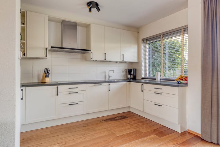 Foto 17 van Cornelis Doetsstraat 22