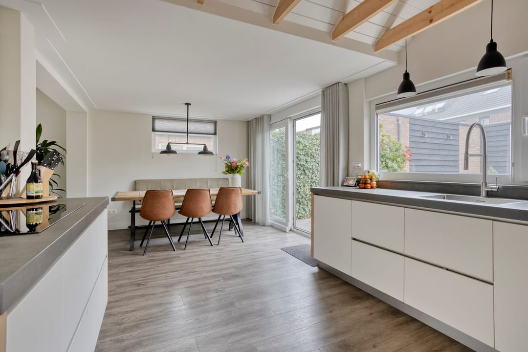 Photo 13 of Irisstraat 17