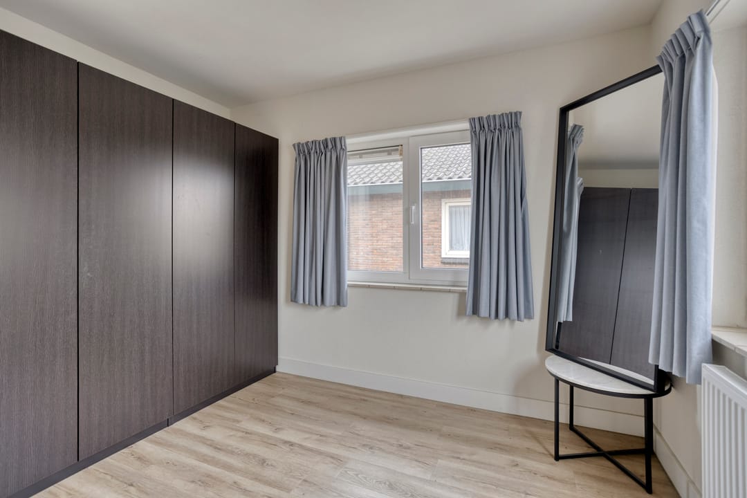 Photo 22 of Irisstraat 17