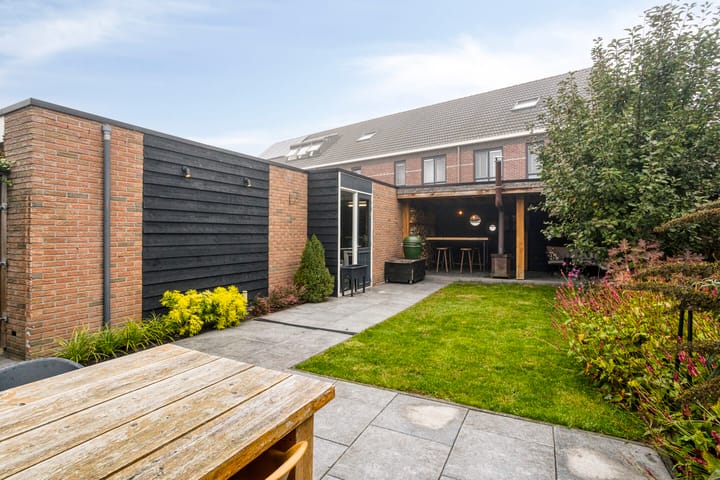 Foto 25 van Irisstraat 17