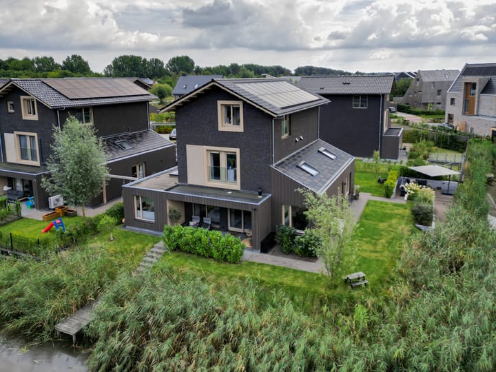 Foto 84 van De Beekjuffer 11