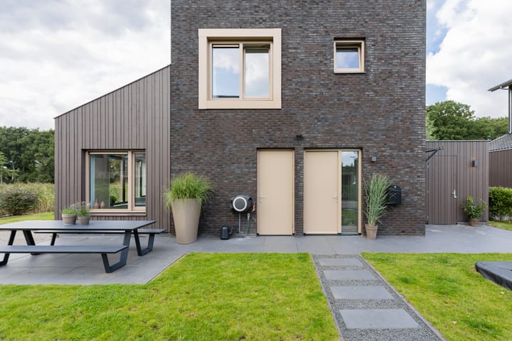 Foto 8 van De Beekjuffer 11