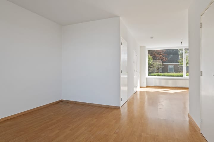 Photo 12 of van der Looswei 26