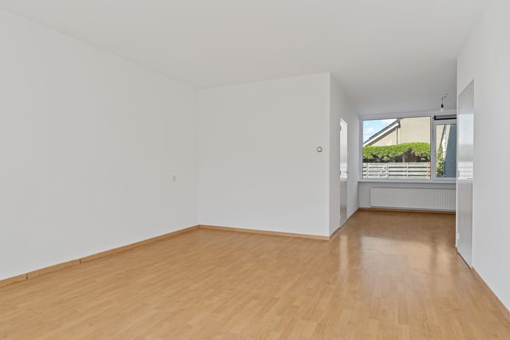 Photo 10 of van der Looswei 26