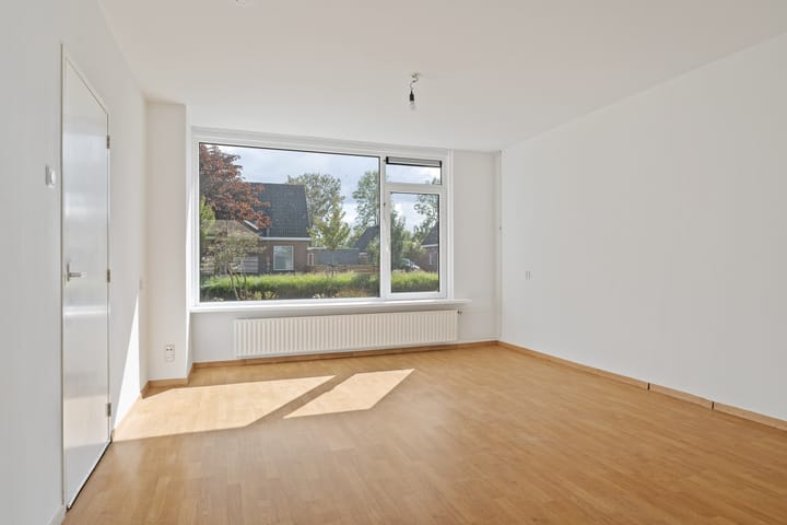 Photo 8 of van der Looswei 26