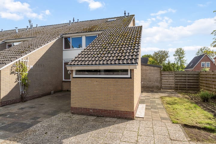 Photo 22 of van der Looswei 26