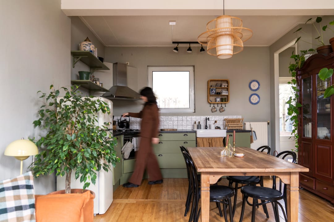 Photo 2 of Delfshavenseweg 4