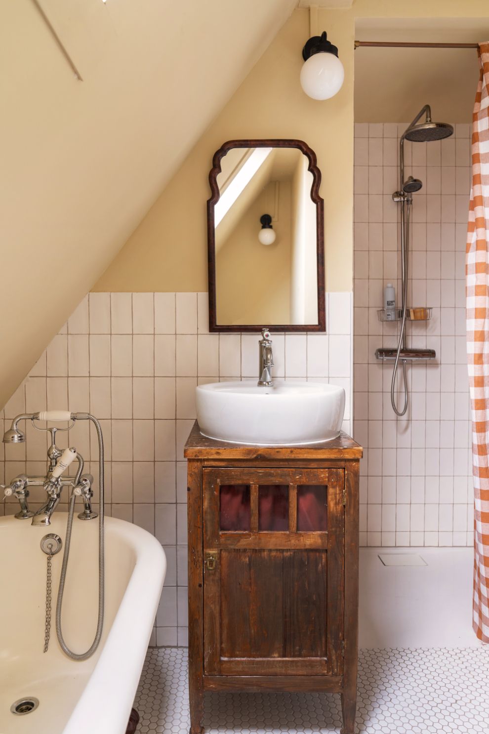 Photo 16 of Delfshavenseweg 4