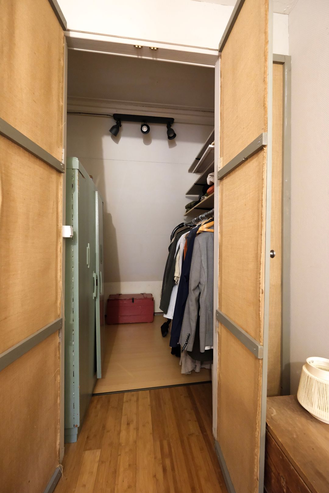 Photo 22 of Delfshavenseweg 4