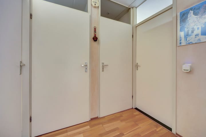 Photo 14 of Venkel 4