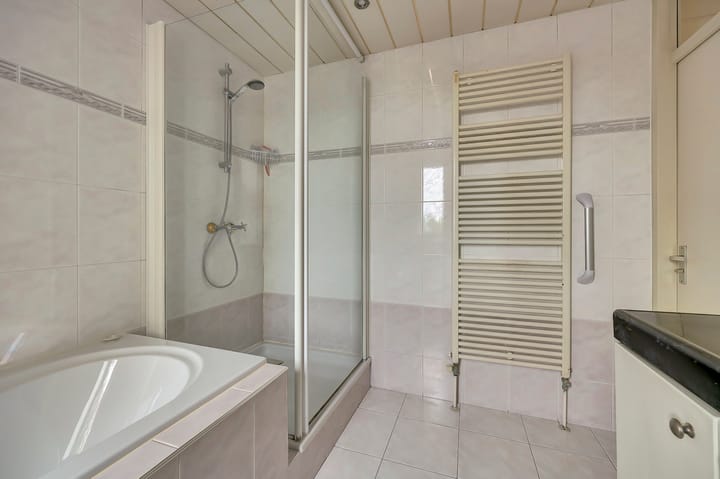 Photo 22 of Venkel 4