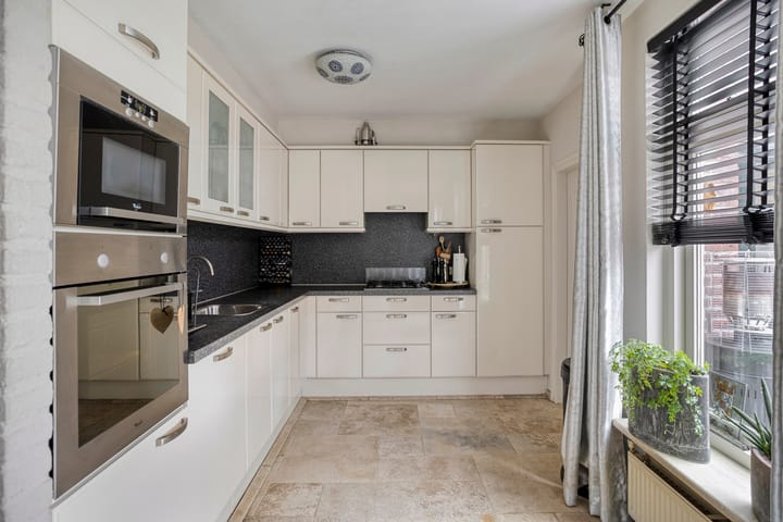 Foto 16 van Nevenakker 14