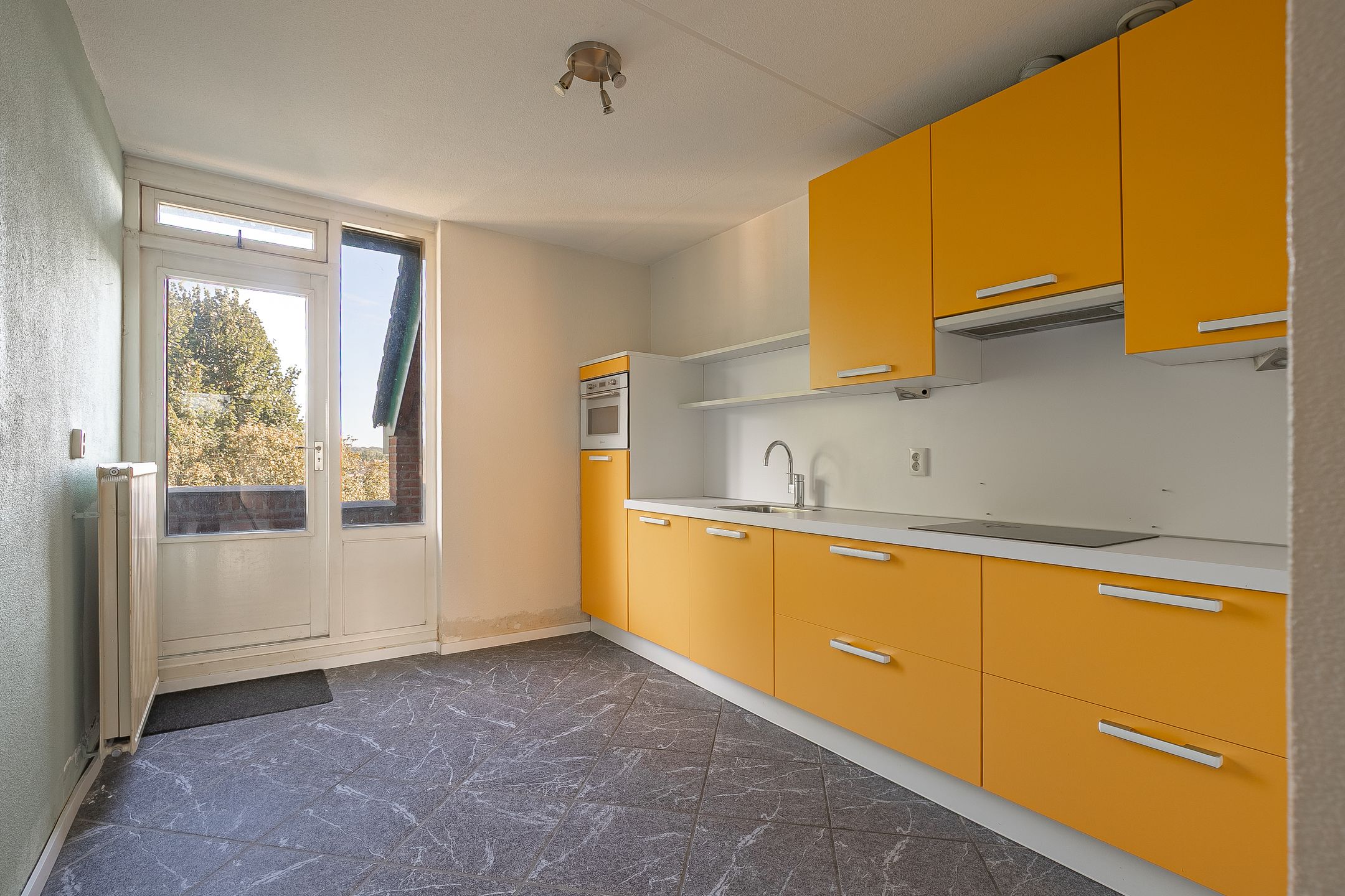 Photo 6 of Pastorijstraat 13-D