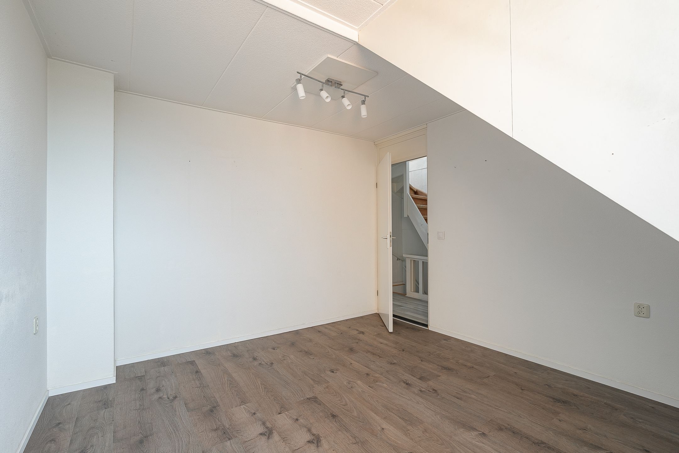 Photo 15 of Pastorijstraat 13-D